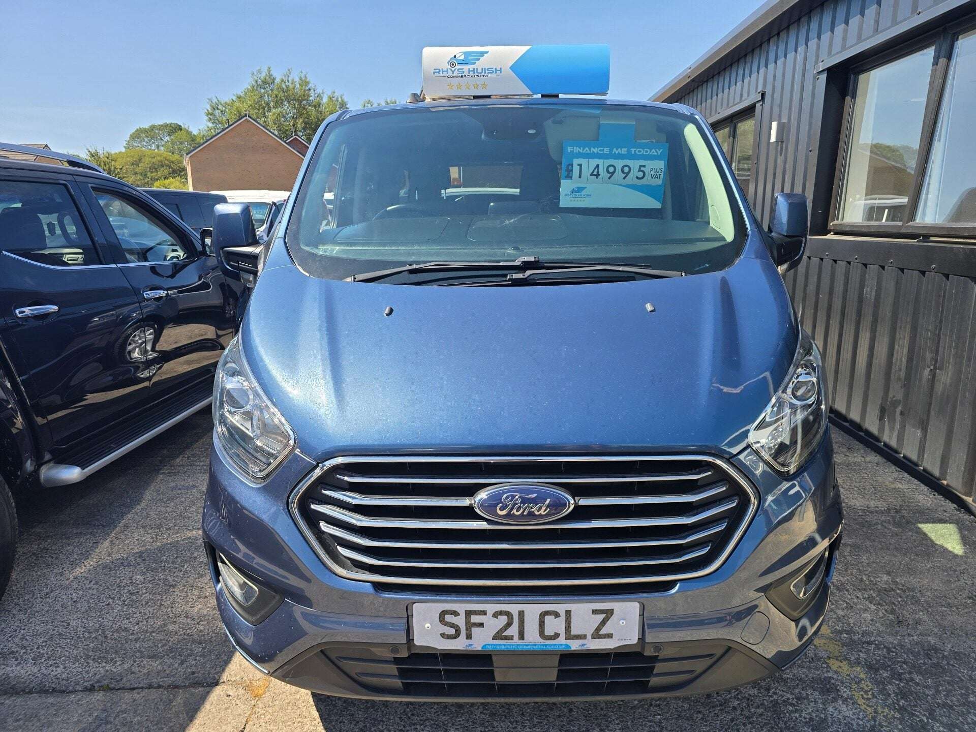 A 2021 FORD TOURNEO CUSTOM 320 TITANIUM ECOBLUE A 2021 FORD TOURNEO CUSTOM 320 TITANIUM ECOBLUE