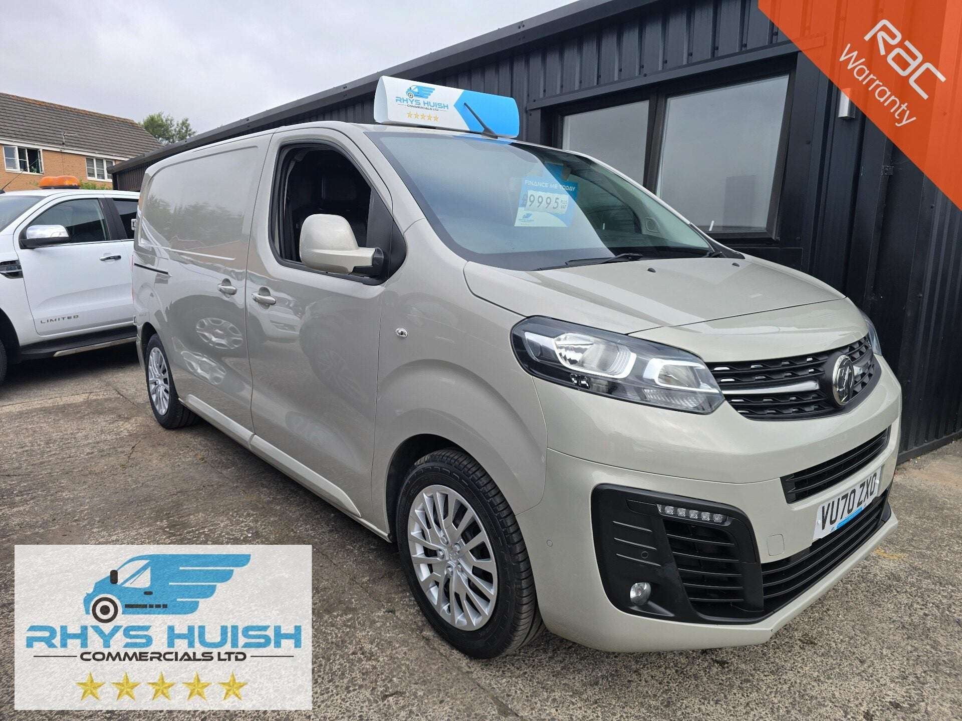 A 2020 VAUXHALL VIVARO L1H1 2700 SPORTIVE S/S A 2020 VAUXHALL VIVARO L1H1 2700 SPORTIVE S/S