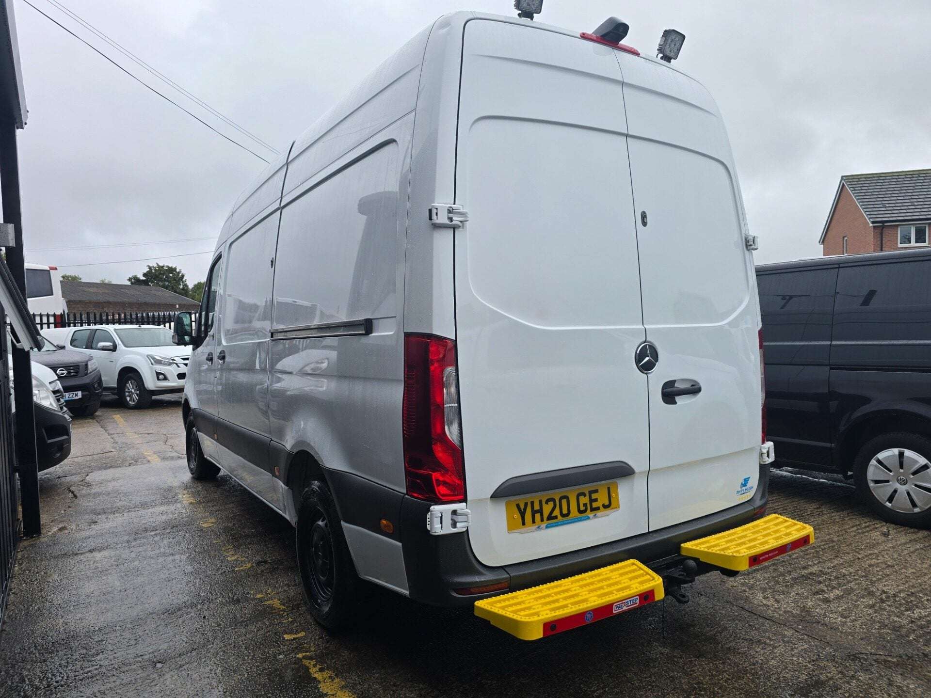 A 2020 MERCEDES-BENZ SPRINTER 316 CDI A 2020 MERCEDES-BENZ SPRINTER 316 CDI
