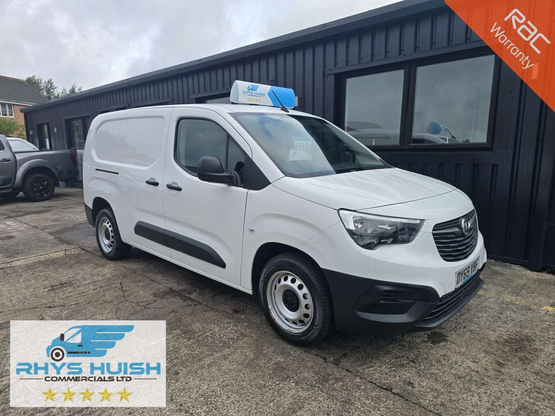 A 2019 VAUXHALL COMBO L2H1 2300 EDITION S/S A 2019 VAUXHALL COMBO L2H1 2300 EDITION S/S