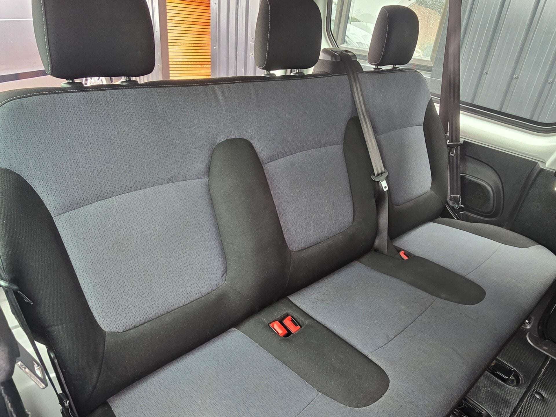 2017 VAUXHALL VIVARO 2017 VAUXHALL VIVARO