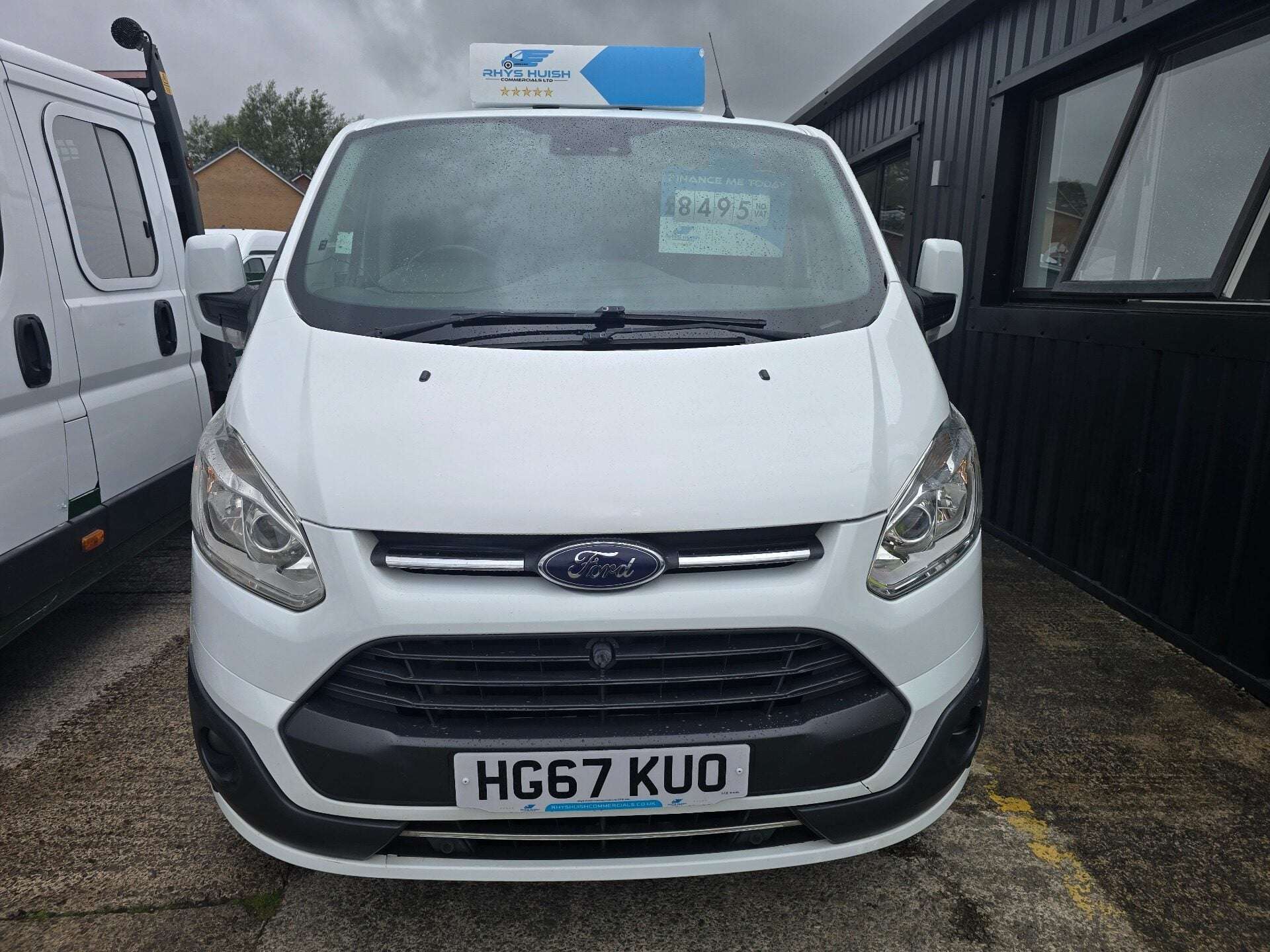A 2017 FORD TRANSIT CUSTOM 290 LIMITED LR P/V A 2017 FORD TRANSIT CUSTOM 290 LIMITED LR P/V