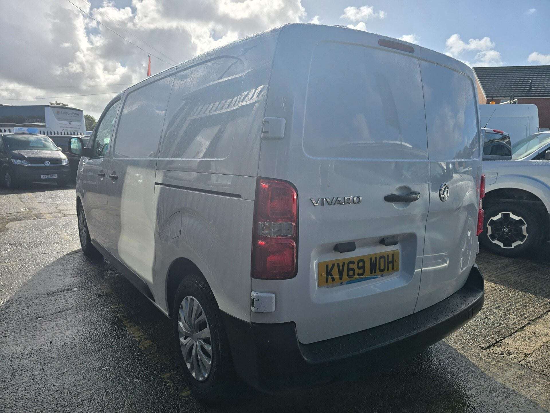 A 2020 VAUXHALL VIVARO L1H1 2700 EDITION S/S A 2020 VAUXHALL VIVARO L1H1 2700 EDITION S/S