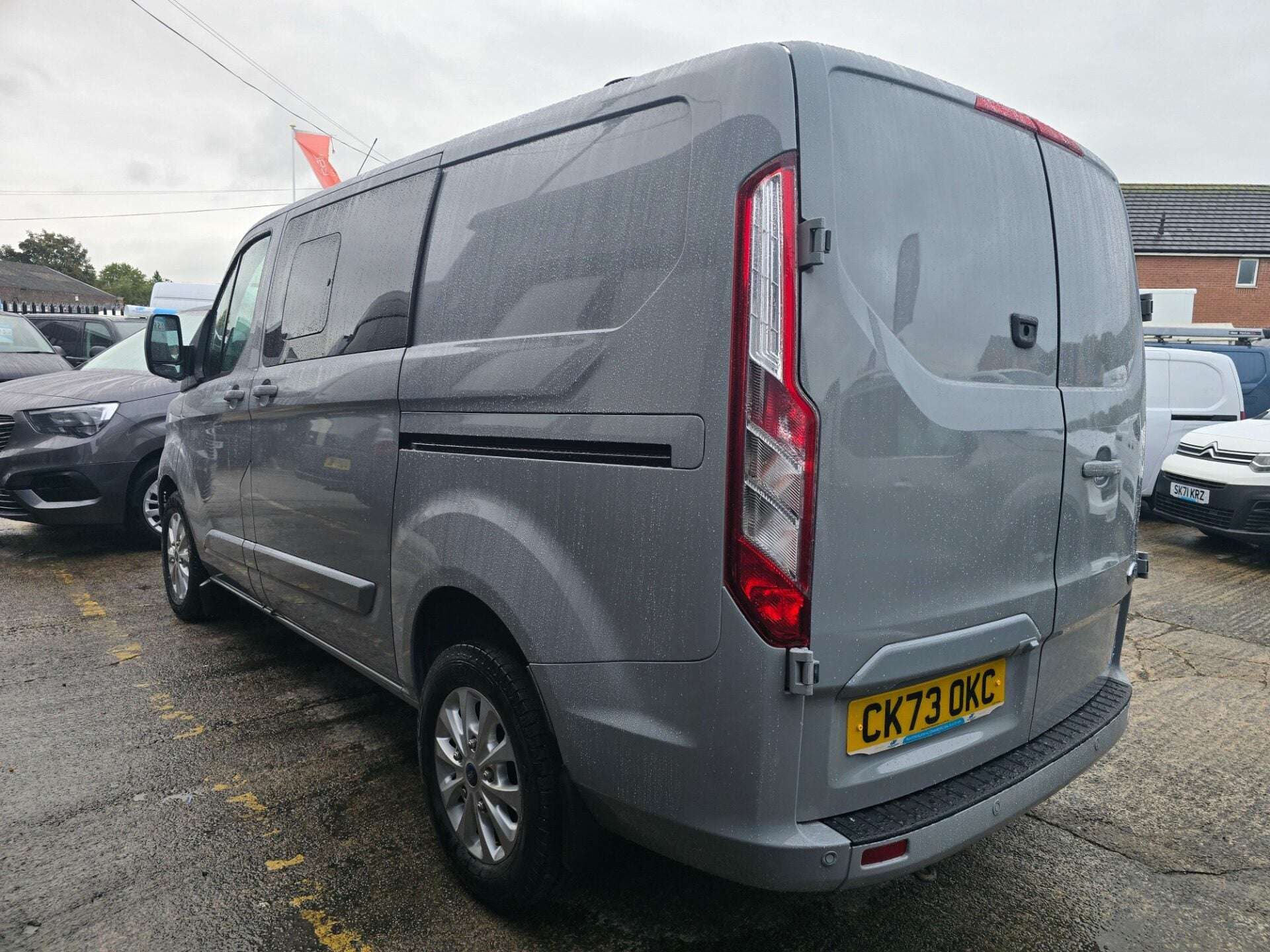 A 2023 FORD TRANSIT CUSTOM 300 LIMITED DCIV ECOBLUE A 2023 FORD TRANSIT CUSTOM 300 LIMITED DCIV ECOBLUE