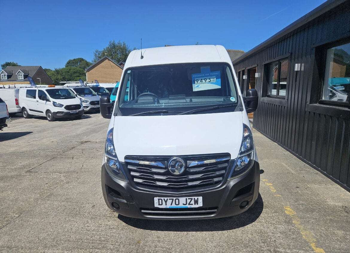 A 2020 VAUXHALL MOVANO L2H2 F3300 A 2020 VAUXHALL MOVANO L2H2 F3300