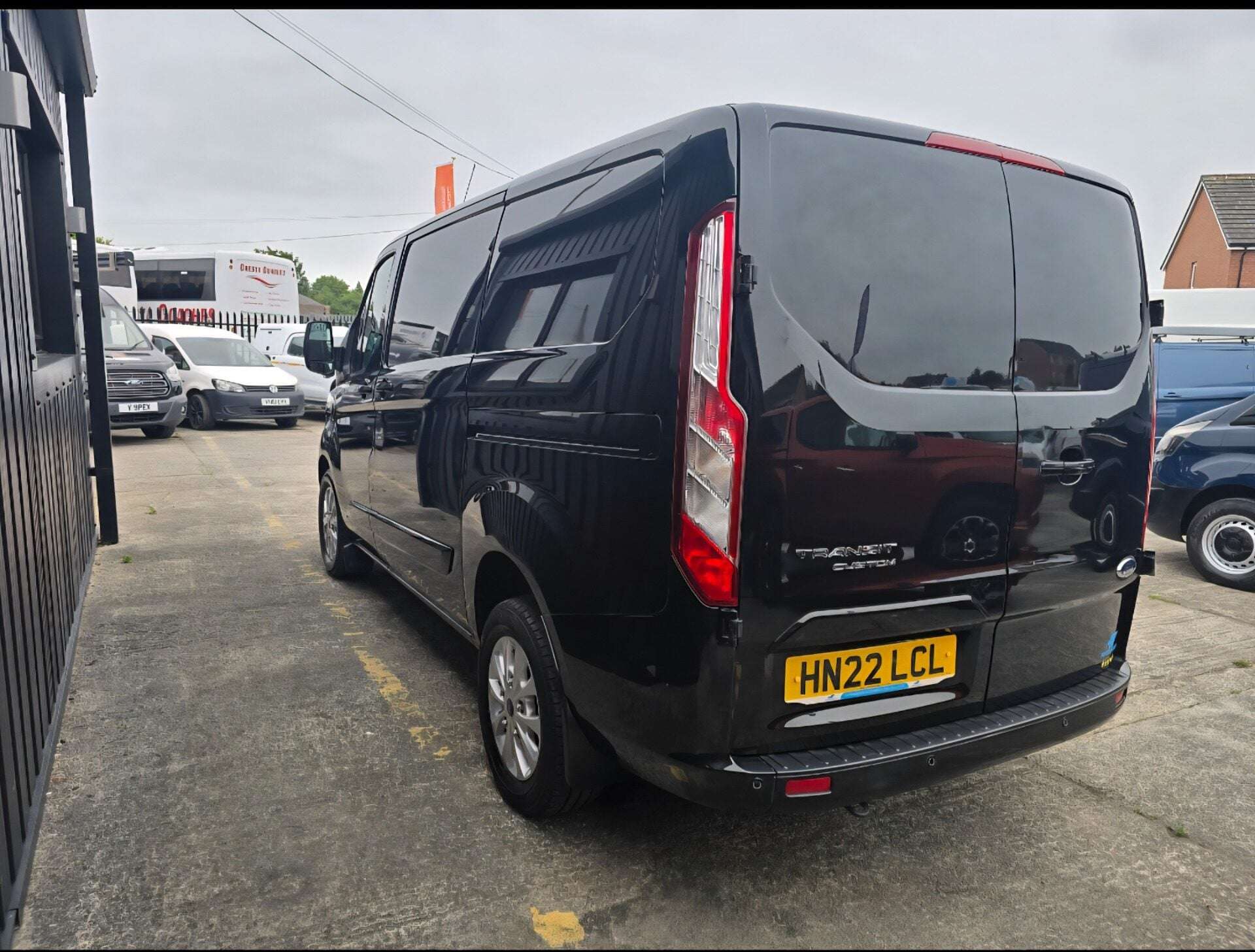 A 2022 FORD TRANSIT CUSTOM 280 LIMITED P/V ECOBLUE A 2022 FORD TRANSIT CUSTOM 280 LIMITED P/V ECOBLUE