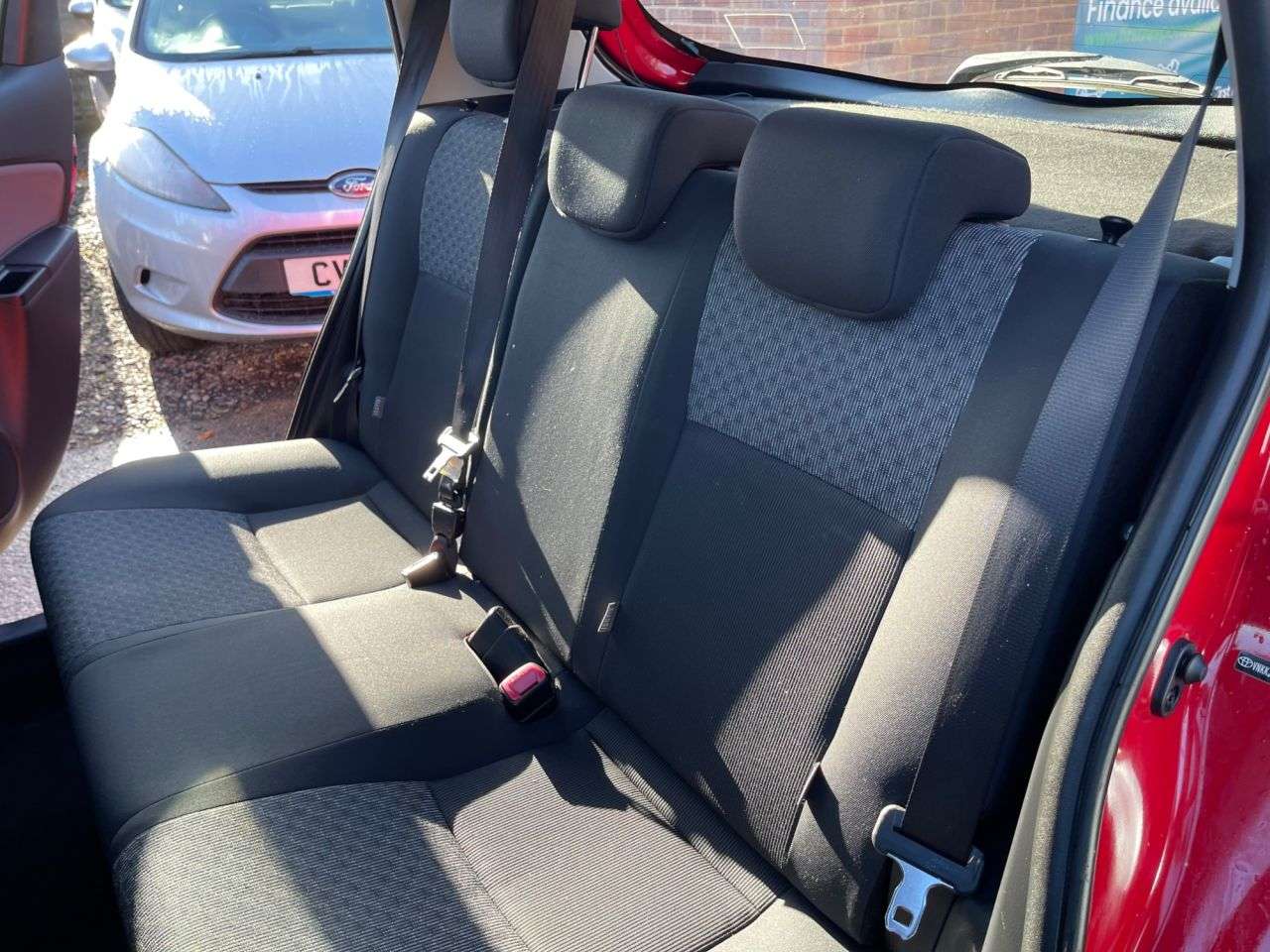 2015 TOYOTA YARIS 2015 TOYOTA YARIS