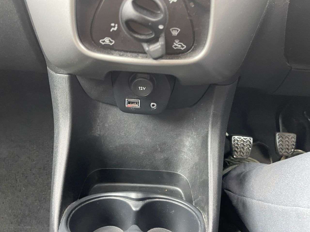 2016 PEUGEOT 108 2016 PEUGEOT 108