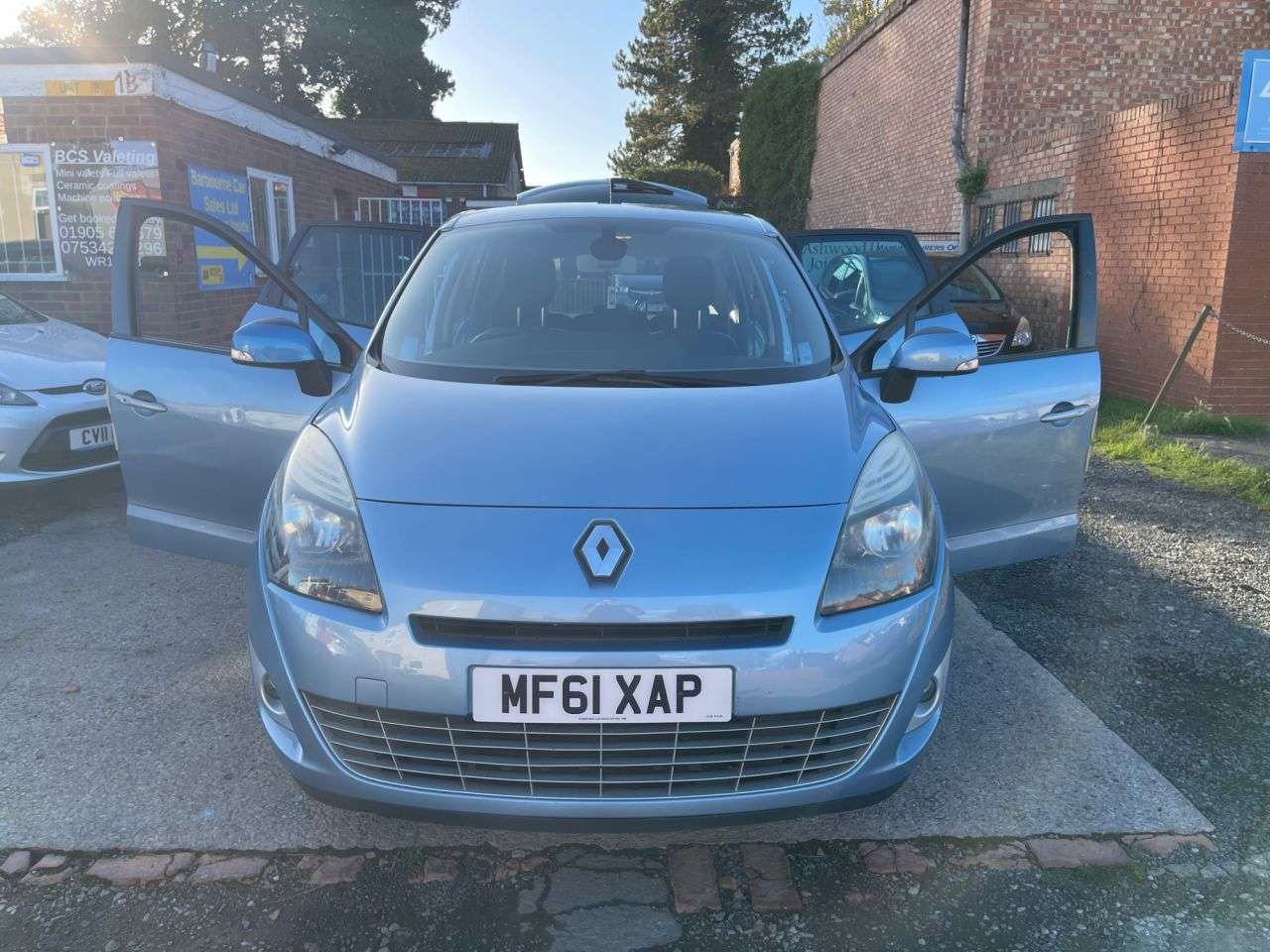 2011 RENAULT GRAND SCENIC 2011 RENAULT GRAND SCENIC