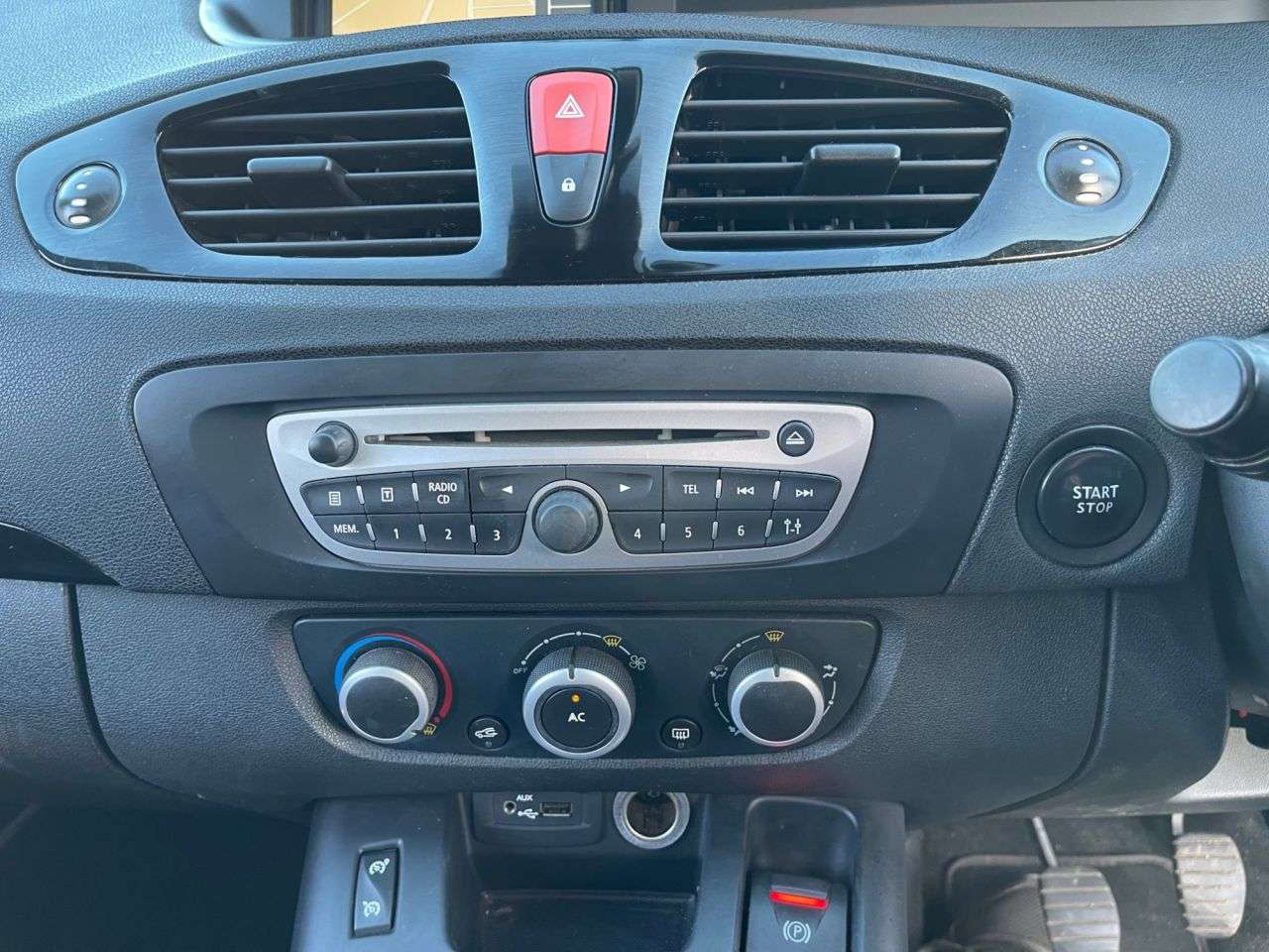 2011 RENAULT GRAND SCENIC 2011 RENAULT GRAND SCENIC