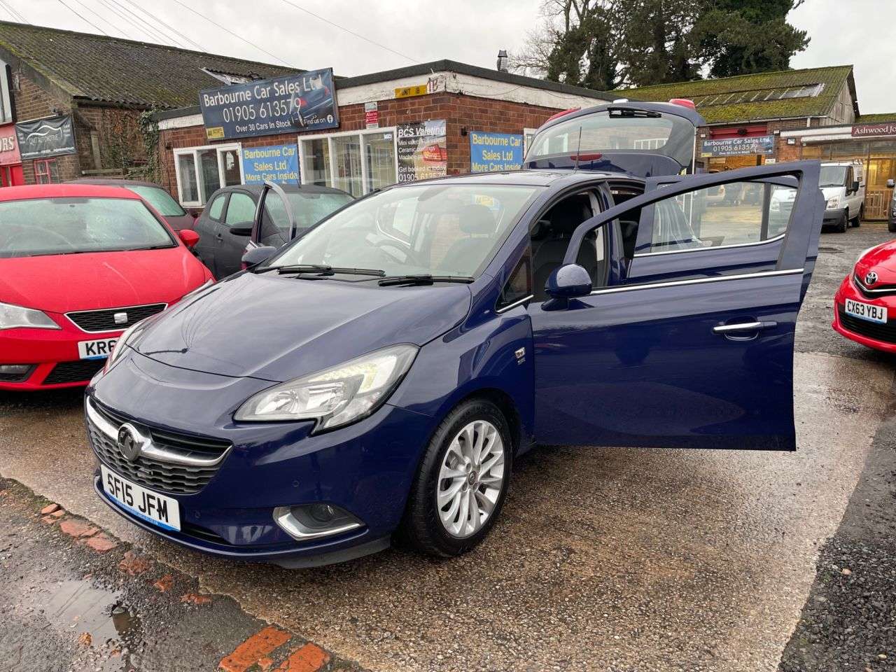 A 2015 VAUXHALL CORSA 1.4i ecoFLEX SE Hatchback 5dr Petrol Manual Euro 6 (90 ps) A 2015 VAUXHALL CORSA 1.4i ecoFLEX SE Hatchback 5dr Petrol Manual Euro 6 (90 ps)