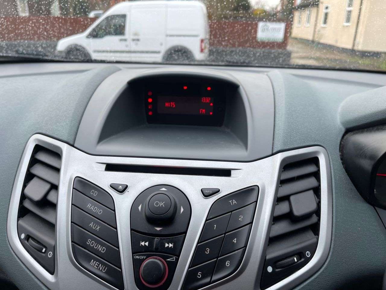 2010 FORD FIESTA 2010 FORD FIESTA