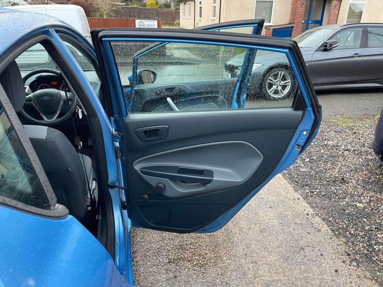 2010 FORD FIESTA 2010 FORD FIESTA