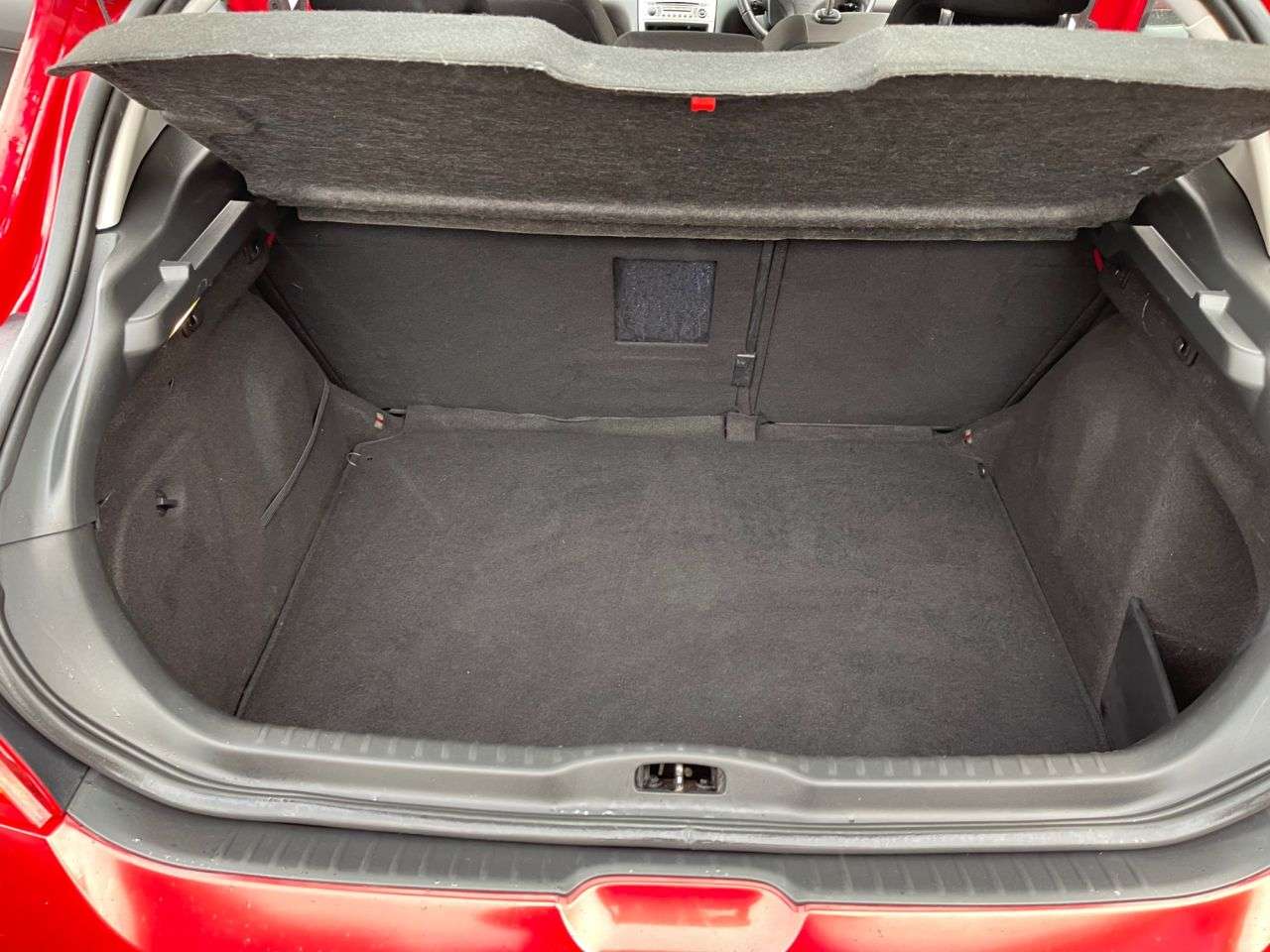 2013 PEUGEOT 308 2013 PEUGEOT 308