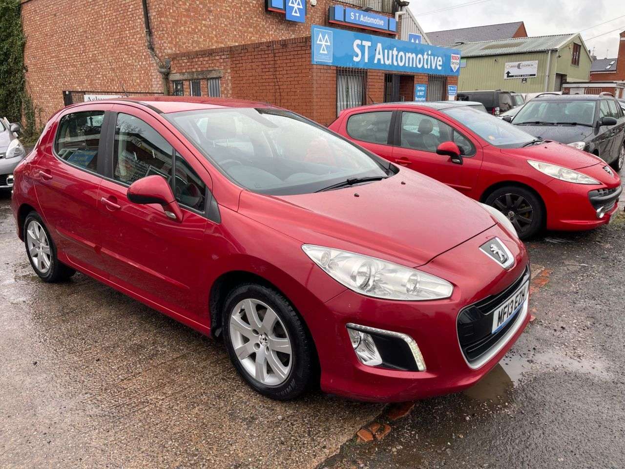 2013 PEUGEOT 308 2013 PEUGEOT 308