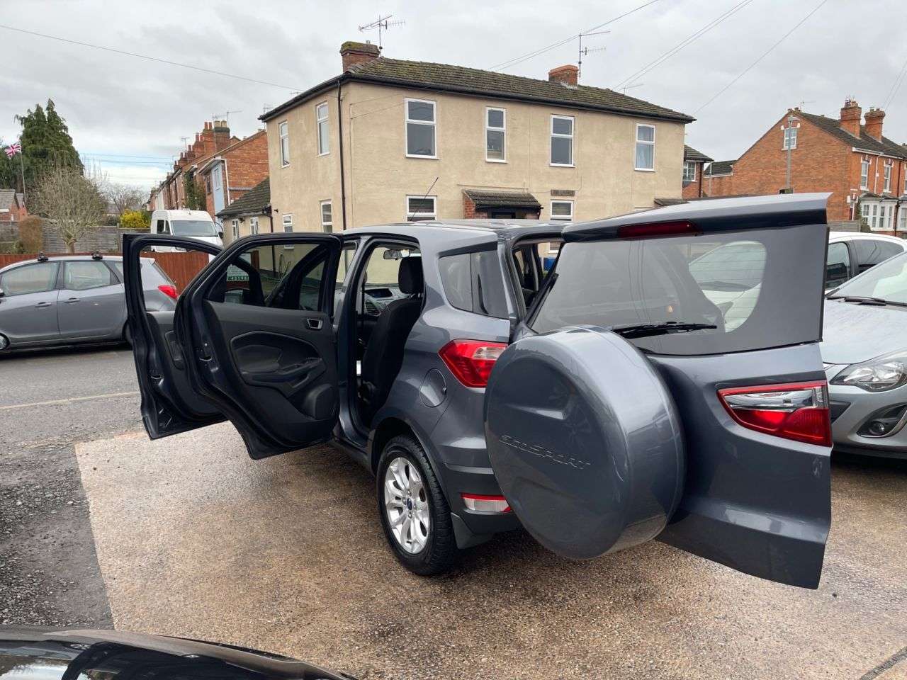 A 2015 FORD ECOSPORT 1.5 TDCi Zetec SUV 5dr Diesel Manual 2WD Euro 6 (95 ps) A 2015 FORD ECOSPORT 1.5 TDCi Zetec SUV 5dr Diesel Manual 2WD Euro 6 (95 ps)