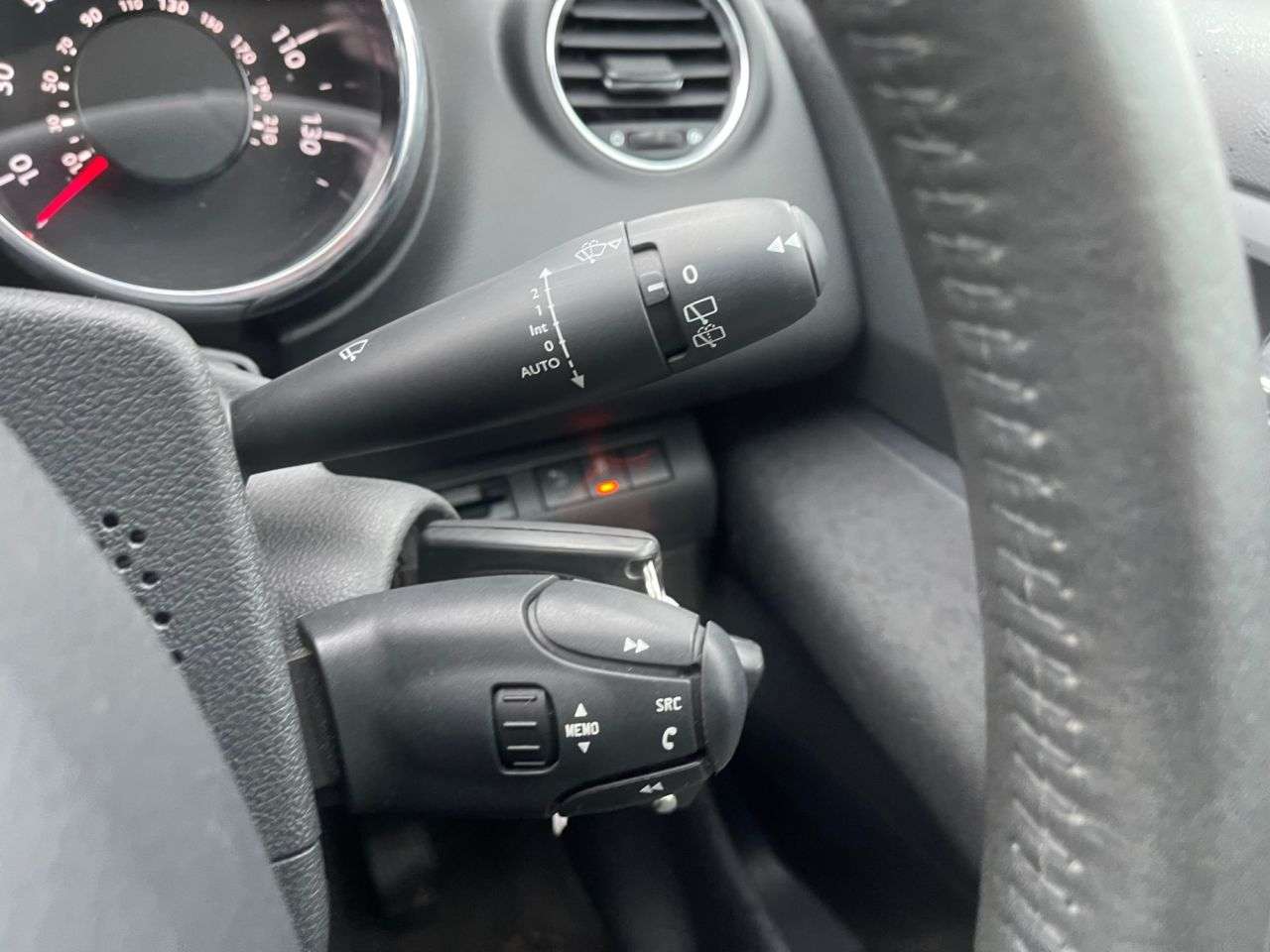 2014 PEUGEOT 3008 2014 PEUGEOT 3008