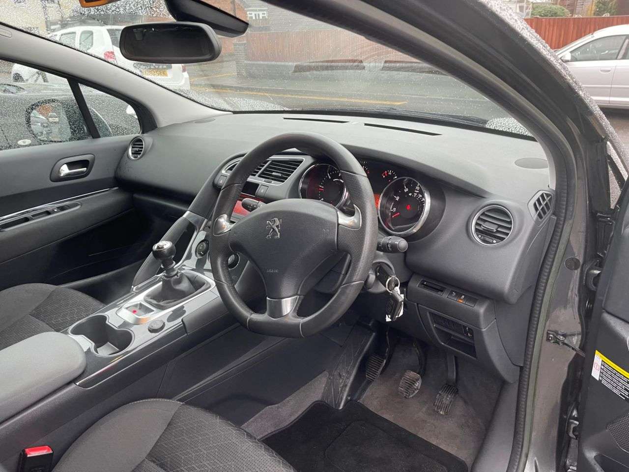 2014 PEUGEOT 3008 2014 PEUGEOT 3008