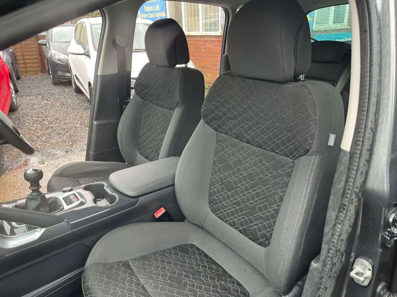 2014 PEUGEOT 3008 2014 PEUGEOT 3008