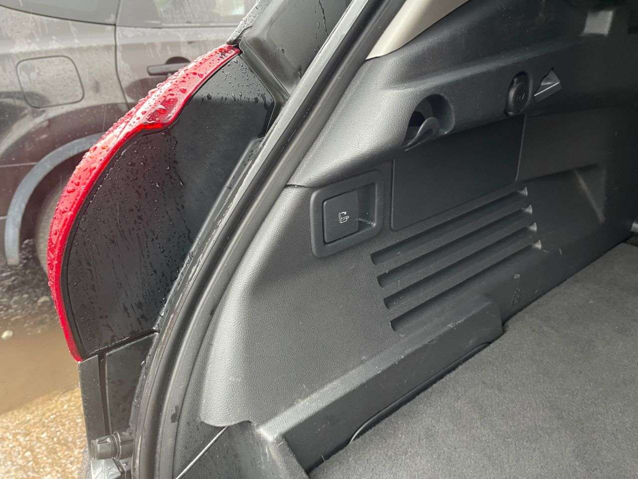 2014 PEUGEOT 3008 2014 PEUGEOT 3008