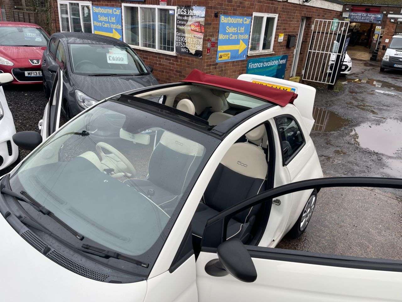 A 2014 FIAT 500C 1.2 Pop Convertible 2dr Petrol Manual Euro 6 (s/s) (69 bhp) A 2014 FIAT 500C 1.2 Pop Convertible 2dr Petrol Manual Euro 6 (s/s) (69 bhp)