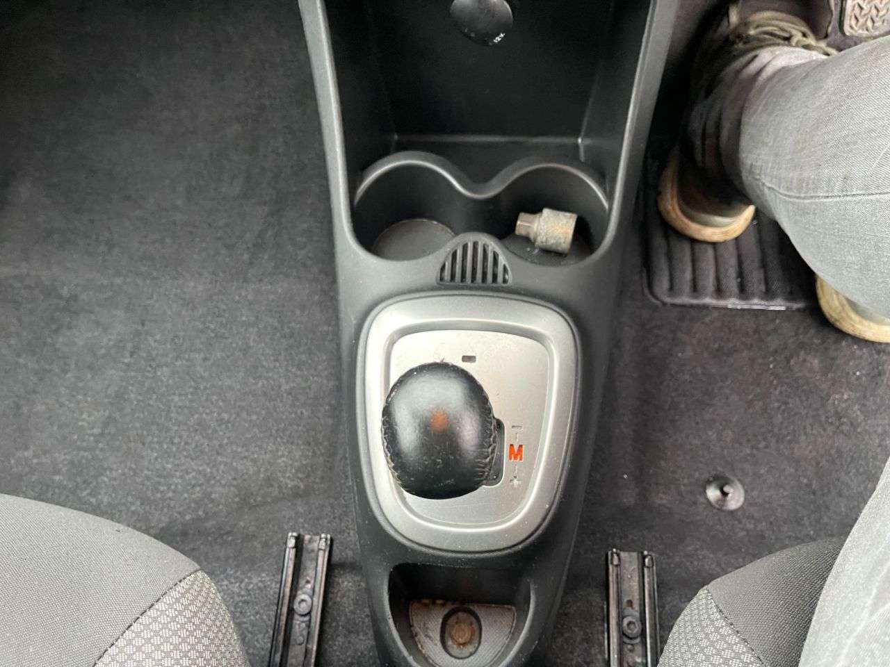 2013 TOYOTA AYGO 2013 TOYOTA AYGO