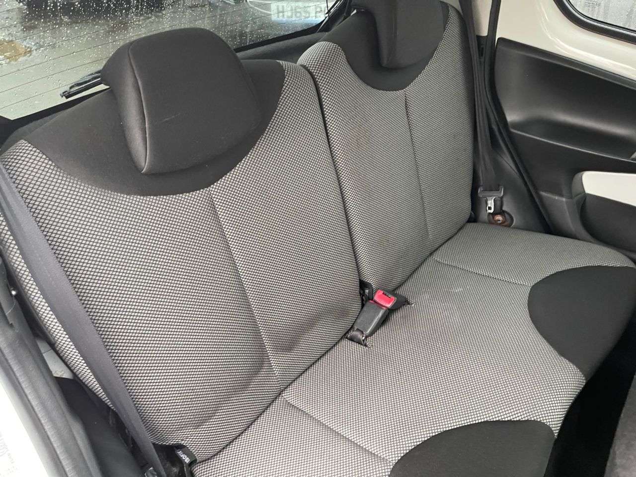 2013 TOYOTA AYGO 2013 TOYOTA AYGO