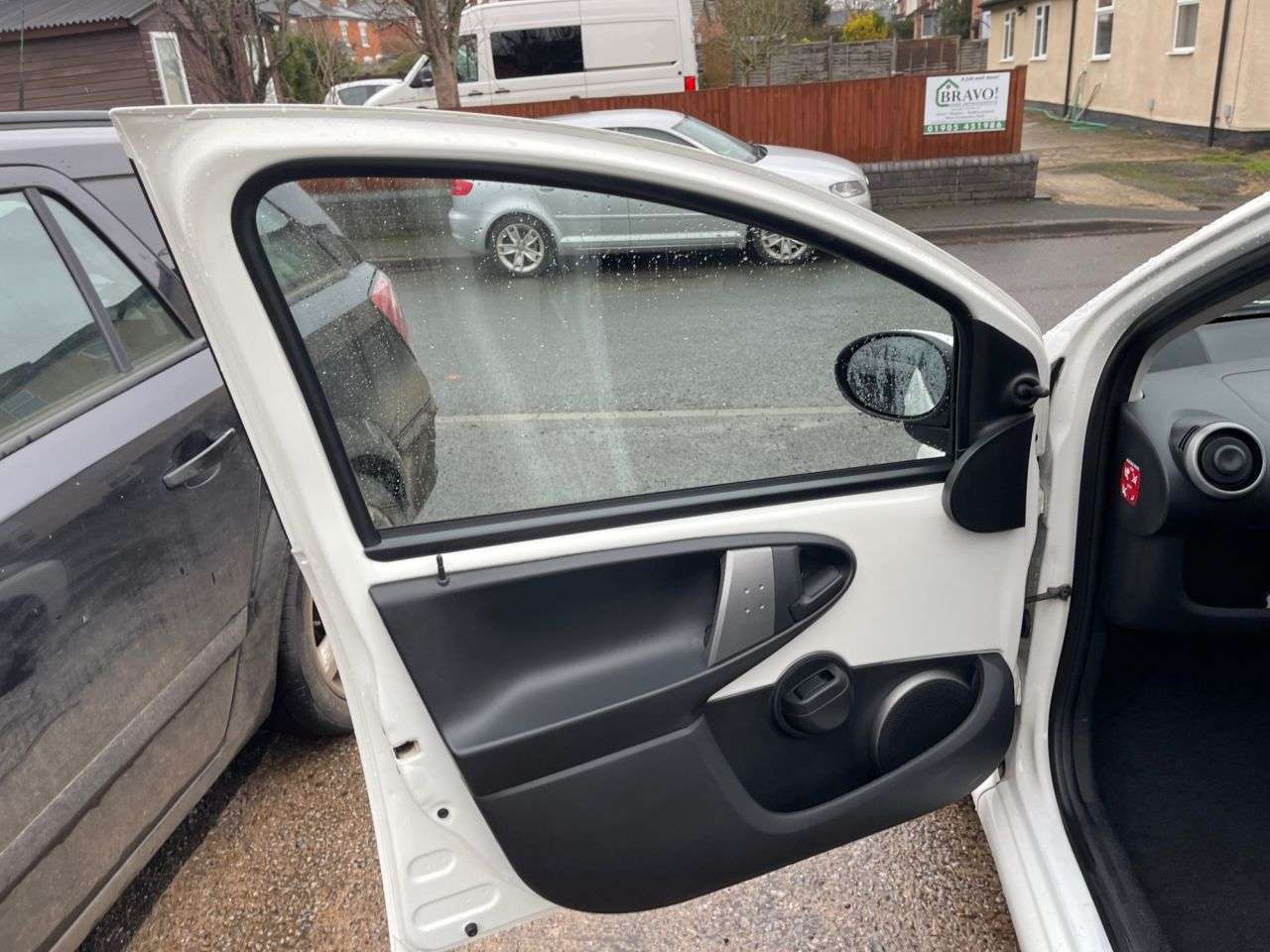 2013 TOYOTA AYGO 2013 TOYOTA AYGO