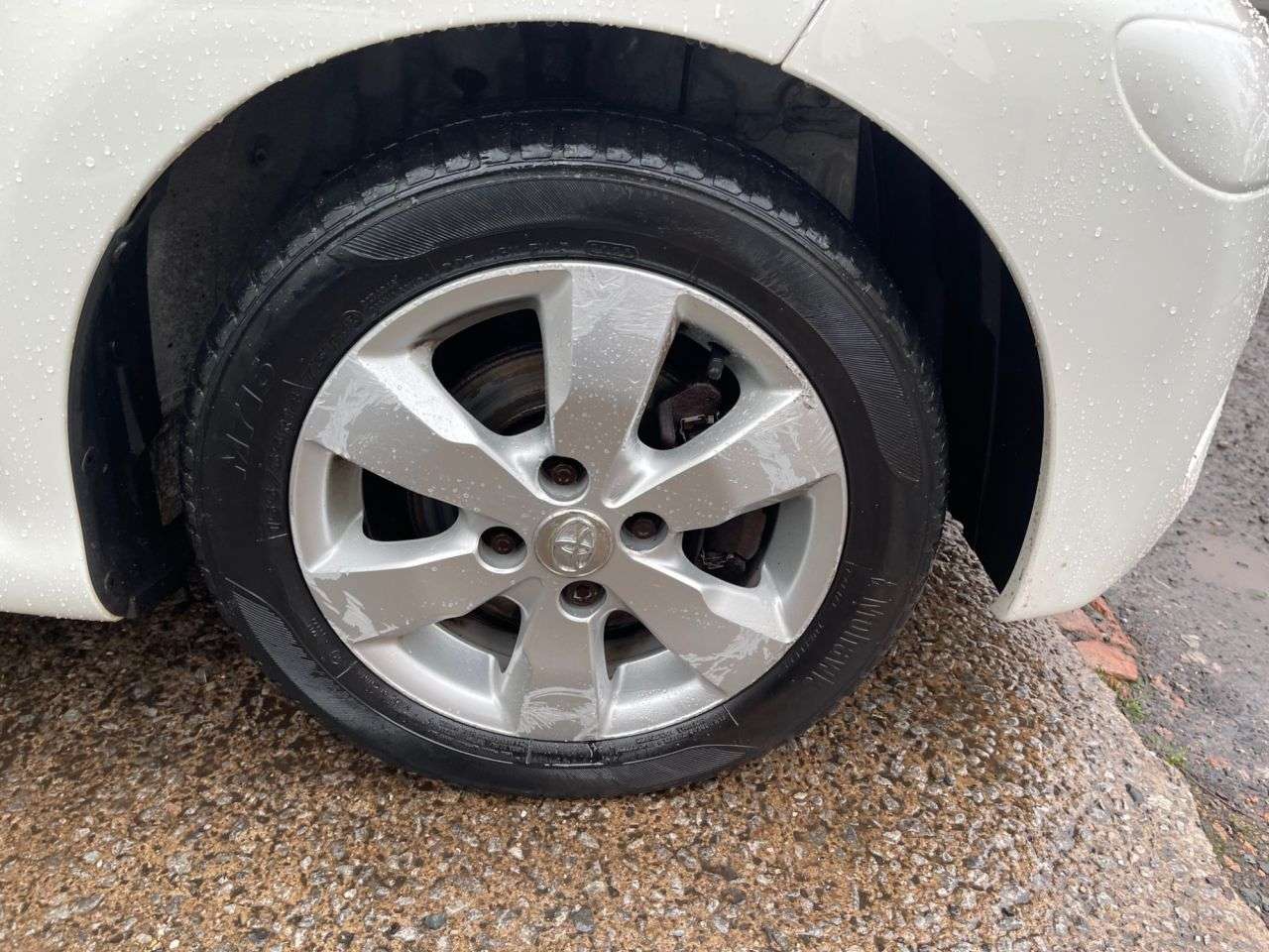 2013 TOYOTA AYGO 2013 TOYOTA AYGO