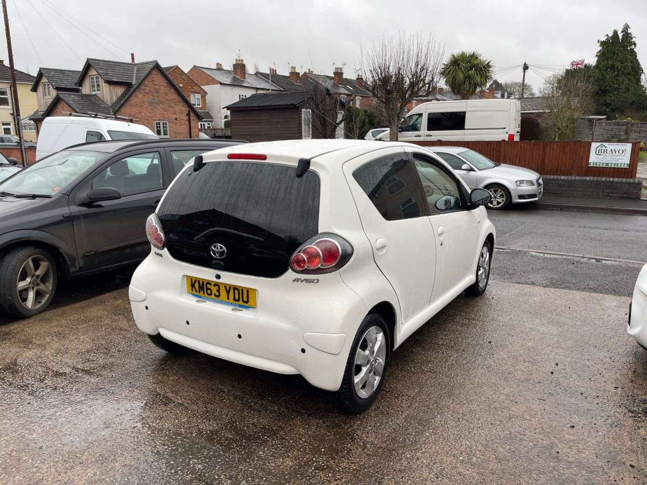 2013 TOYOTA AYGO 2013 TOYOTA AYGO