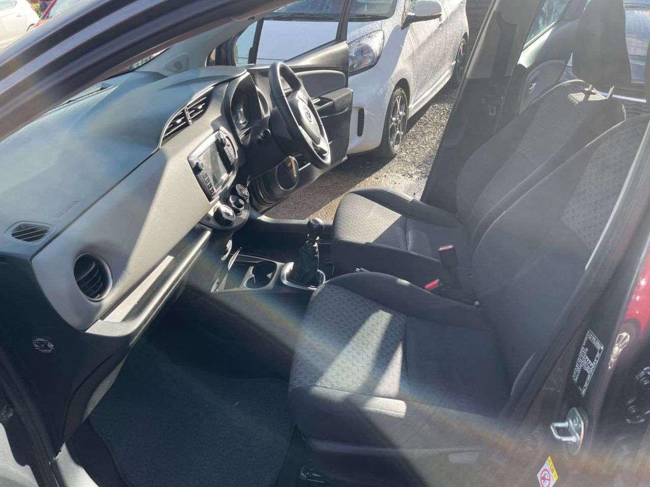 2015 TOYOTA YARIS 2015 TOYOTA YARIS