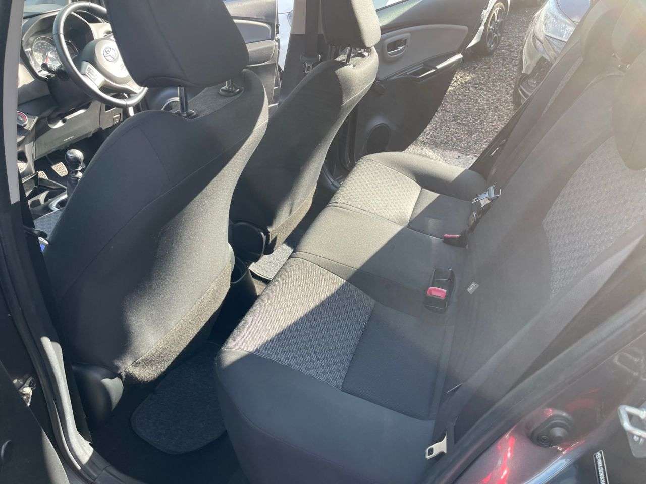 2015 TOYOTA YARIS 2015 TOYOTA YARIS