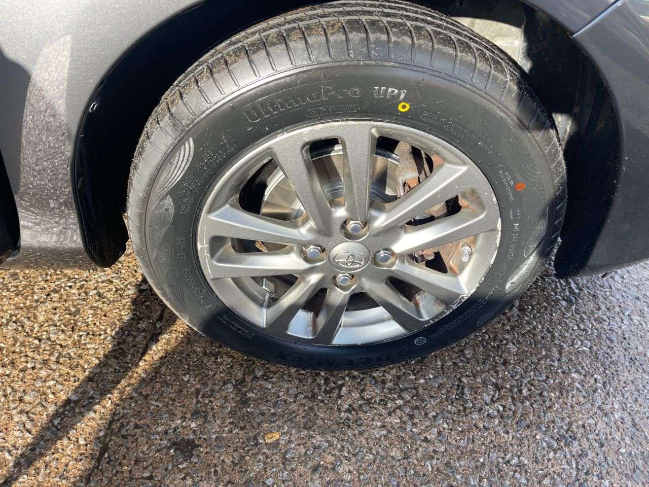 2015 TOYOTA YARIS 2015 TOYOTA YARIS