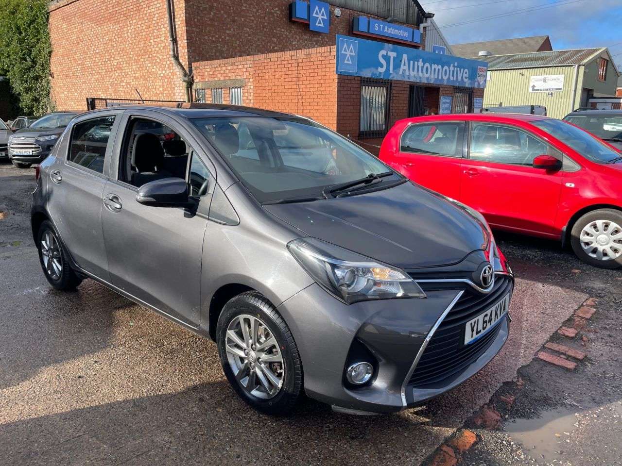 2015 TOYOTA YARIS 2015 TOYOTA YARIS