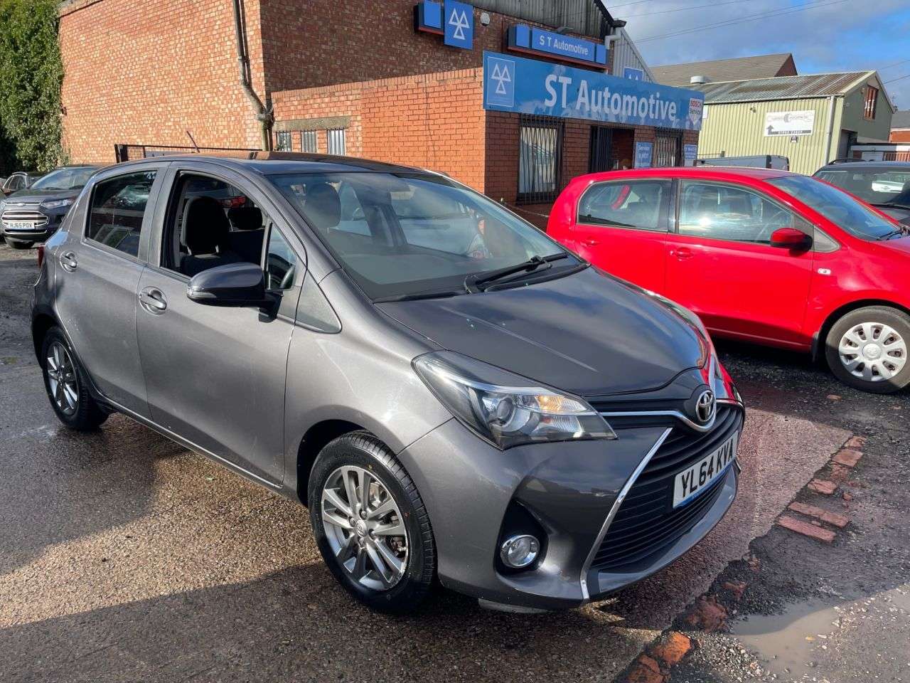 2015 TOYOTA YARIS 2015 TOYOTA YARIS