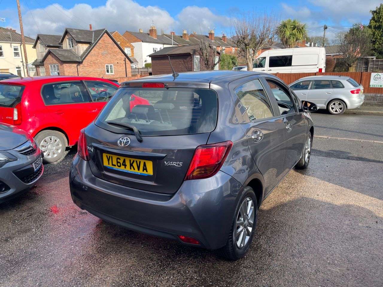 2015 TOYOTA YARIS 2015 TOYOTA YARIS