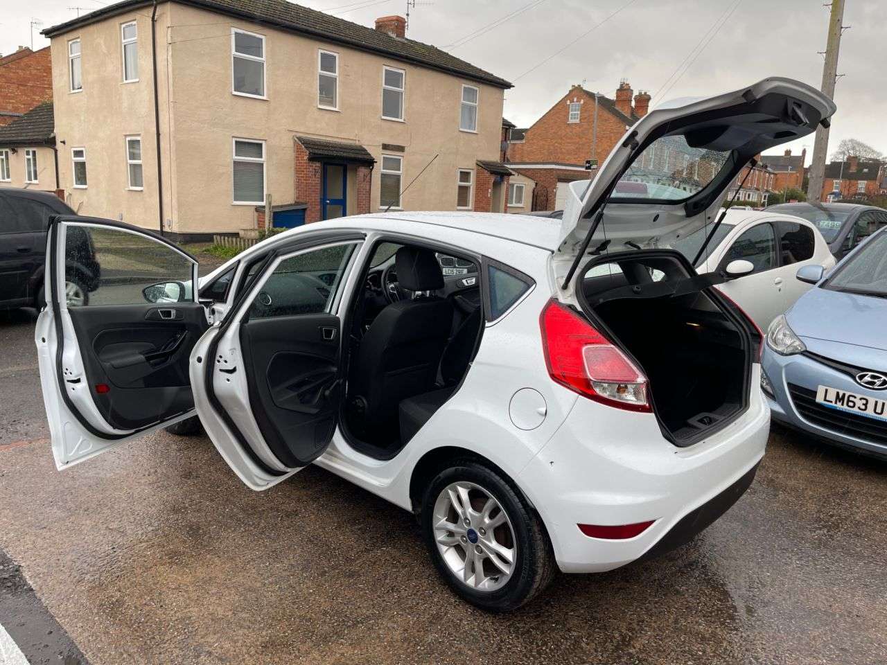 A 2014 FORD FIESTA 1.25 Zetec Hatchback 5dr Petrol Manual Euro 5 (82 ps) A 2014 FORD FIESTA 1.25 Zetec Hatchback 5dr Petrol Manual Euro 5 (82 ps)