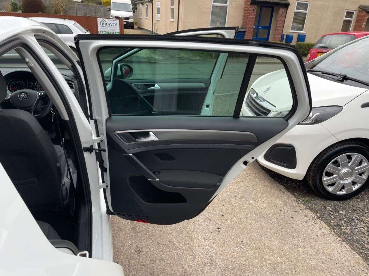 2013 VOLKSWAGEN GOLF 2013 VOLKSWAGEN GOLF