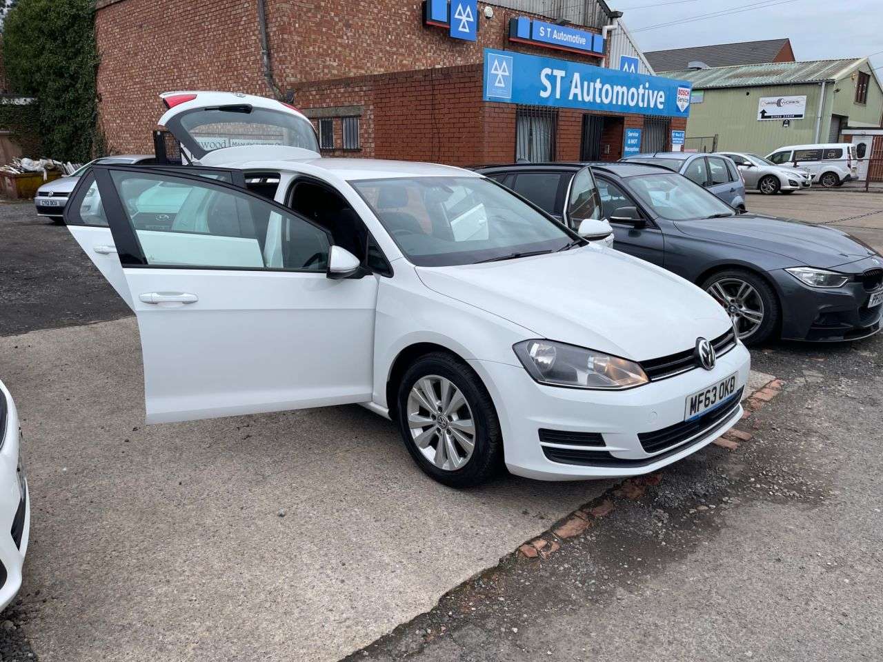 2013 VOLKSWAGEN GOLF 2013 VOLKSWAGEN GOLF