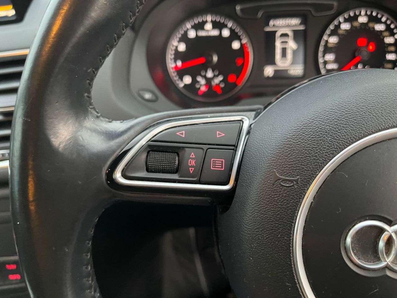 2017 AUDI Q3 2017 AUDI Q3