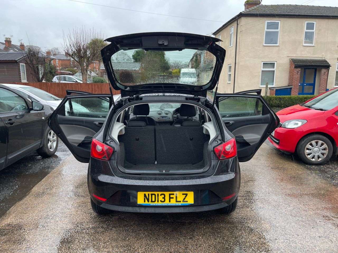 A 2013 SEAT IBIZA 1.2 TSI SE Hatchback 5dr Petrol DSG Euro 5 (105 ps) A 2013 SEAT IBIZA 1.2 TSI SE Hatchback 5dr Petrol DSG Euro 5 (105 ps)