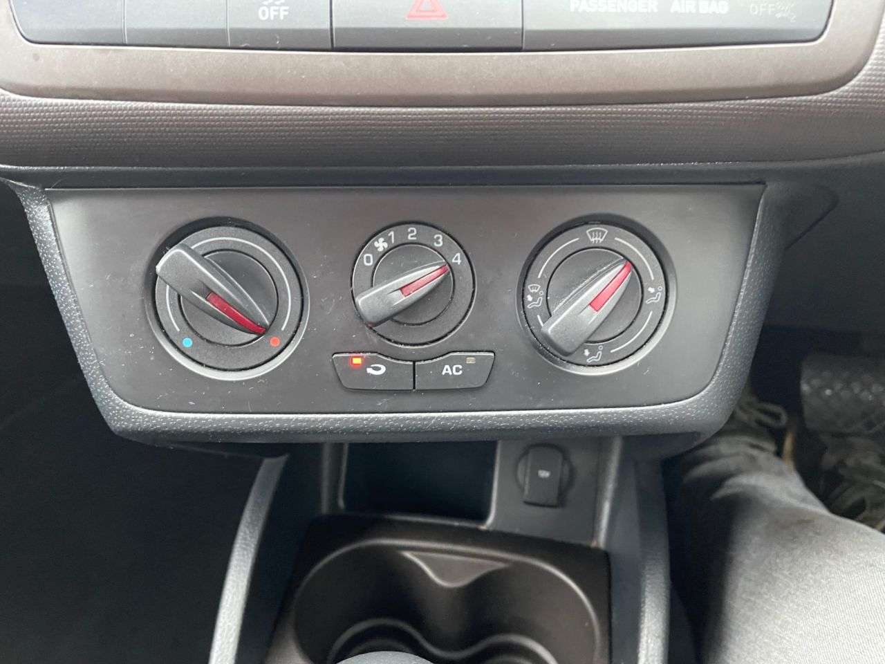 2013 SEAT IBIZA 2013 SEAT IBIZA