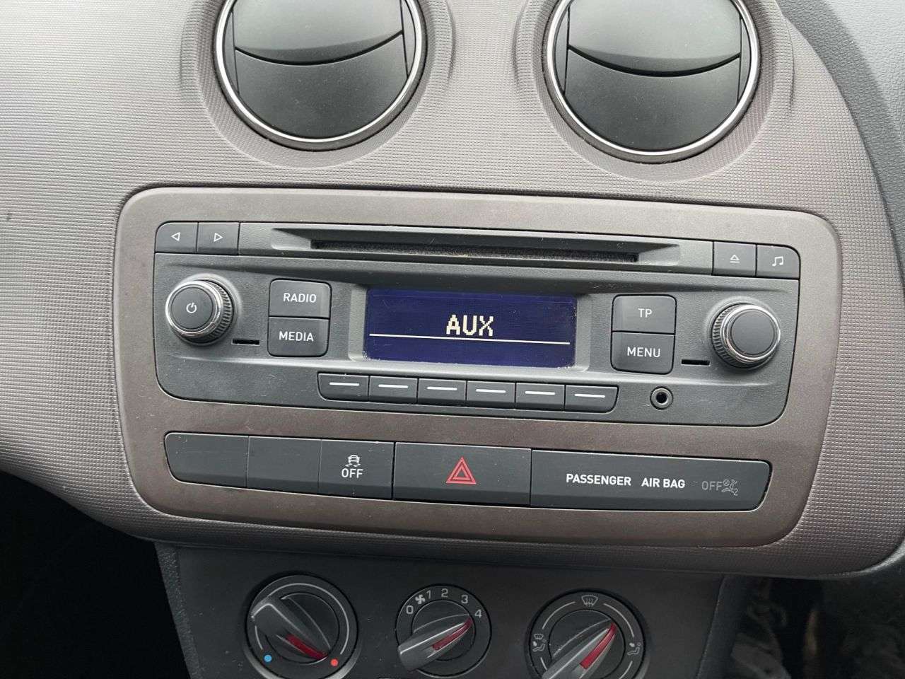 2013 SEAT IBIZA 2013 SEAT IBIZA