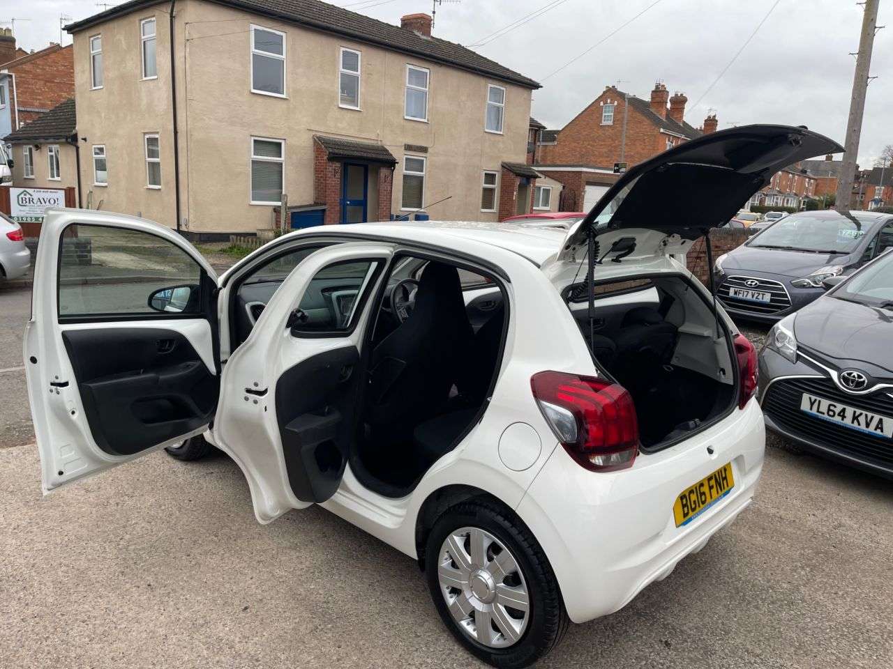 A 2016 PEUGEOT 108 1.0 Active Hatchback 5dr Petrol Manual Euro 6 (68 ps) A 2016 PEUGEOT 108 1.0 Active Hatchback 5dr Petrol Manual Euro 6 (68 ps)