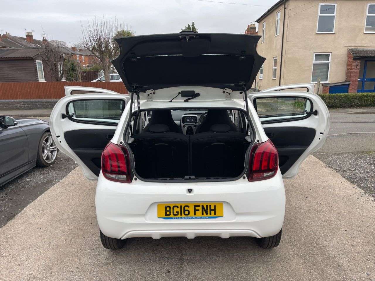 A 2016 PEUGEOT 108 1.0 Active Hatchback 5dr Petrol Manual Euro 6 (68 ps) A 2016 PEUGEOT 108 1.0 Active Hatchback 5dr Petrol Manual Euro 6 (68 ps)