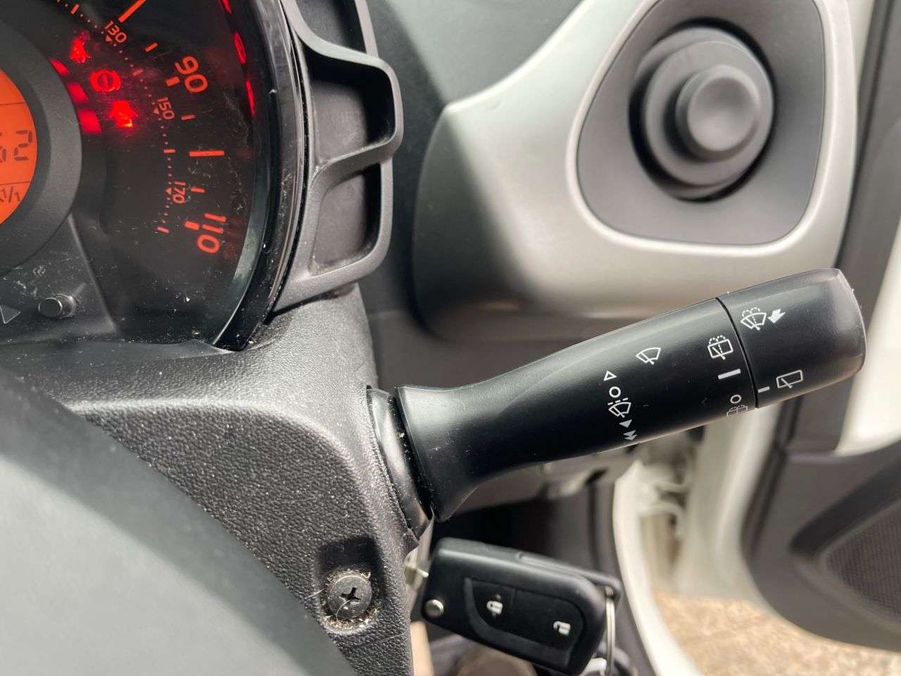 2016 PEUGEOT 108 2016 PEUGEOT 108