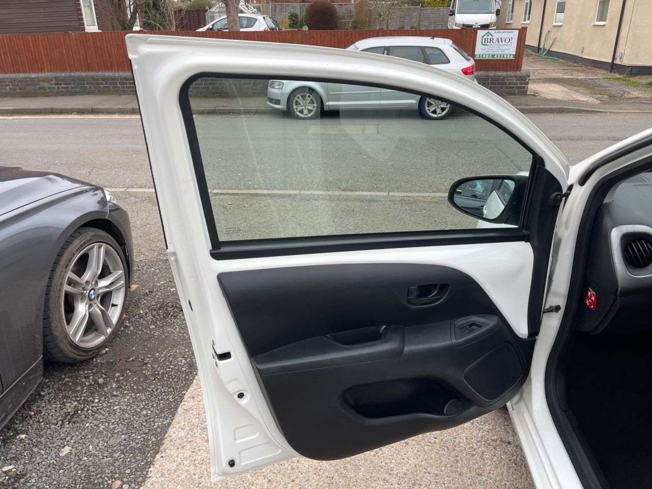 2016 PEUGEOT 108 2016 PEUGEOT 108