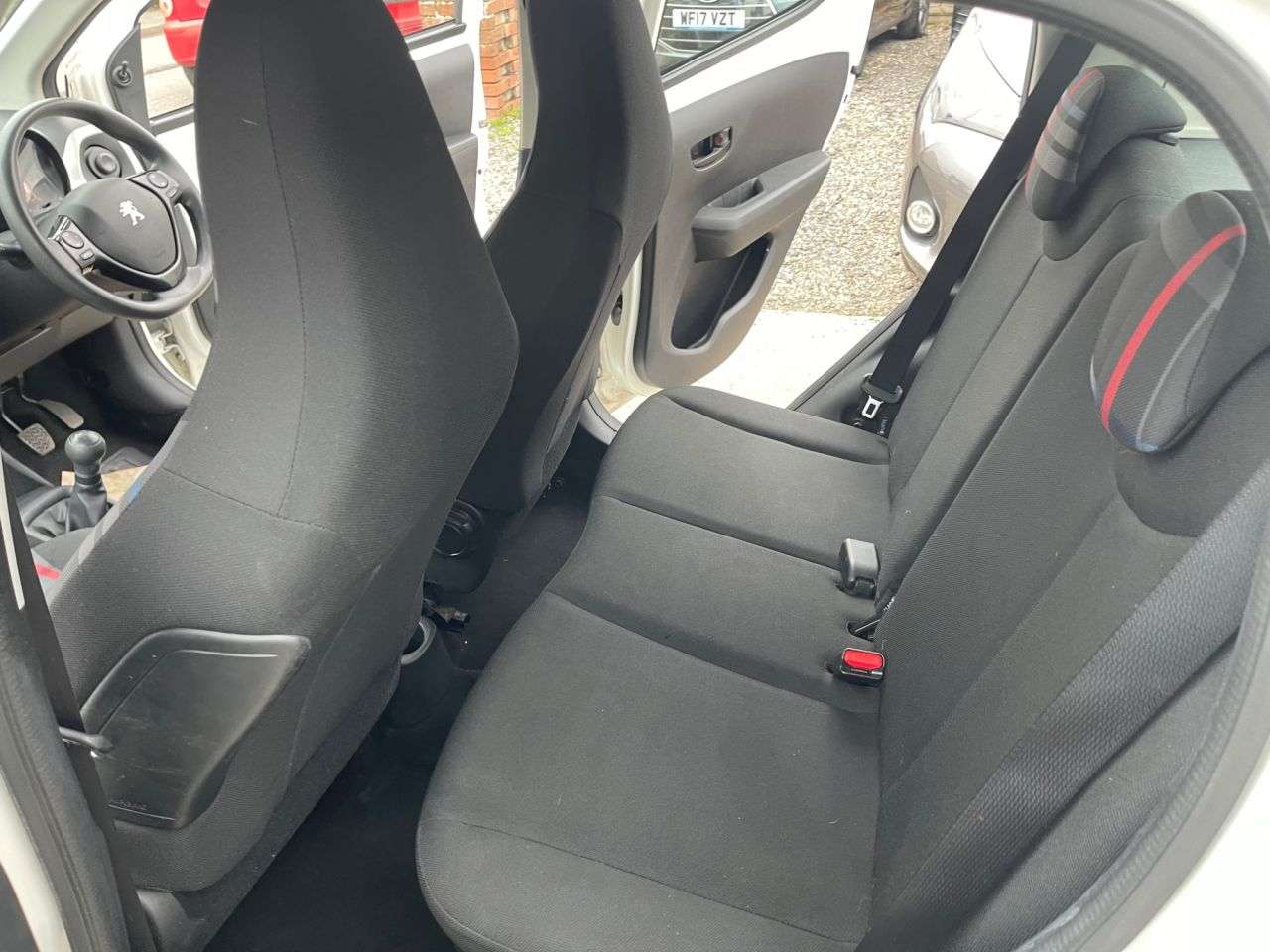 2016 PEUGEOT 108 2016 PEUGEOT 108