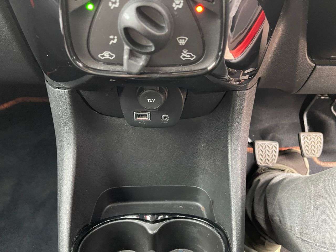 2014 TOYOTA AYGO 2014 TOYOTA AYGO