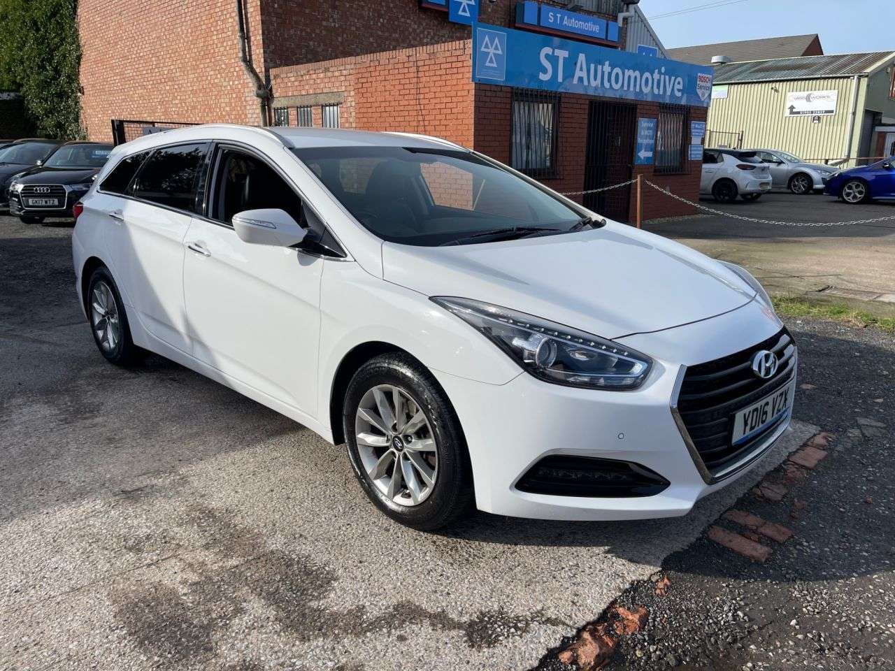 2016 HYUNDAI I40 2016 HYUNDAI I40